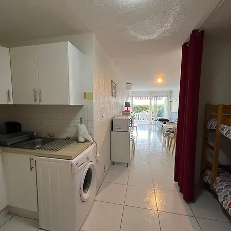 2p Cabine, Face Plage, Clim, Parking Privatif - Fr-1-338-609 Apartment Sete