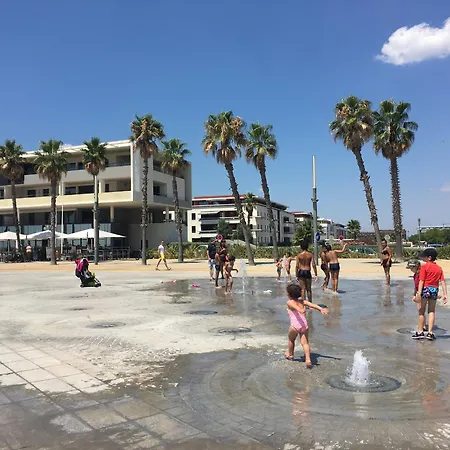 2p Cabine, Face Plage, Clim, Parking Privatif * Sète