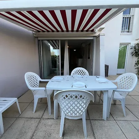 2p Cabine, Face Plage, Clim, Parking Privatif - Fr-1-338-609 Sete